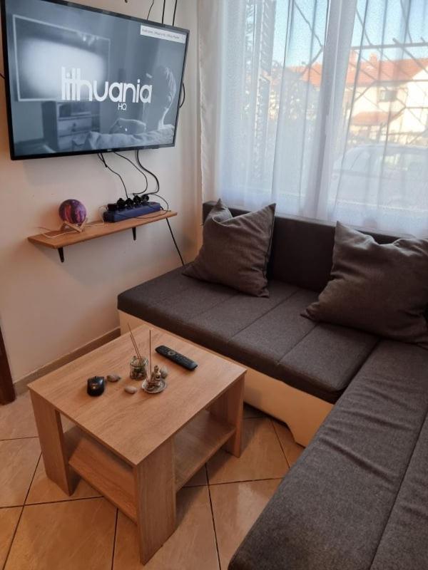 Apartmani Petra Pula Eksteriør billede